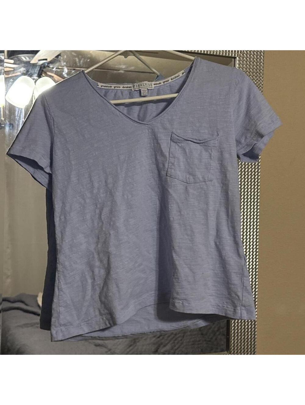 Women's Blue and Navy Tshirt